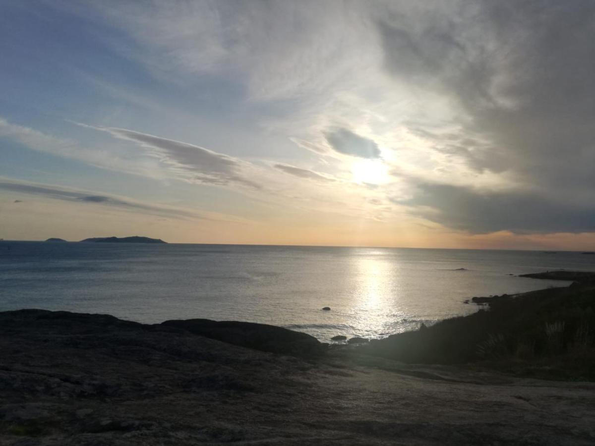 Maravilloso Apartamento En La Playa...Muy Especial Sanxenxo Esterno foto